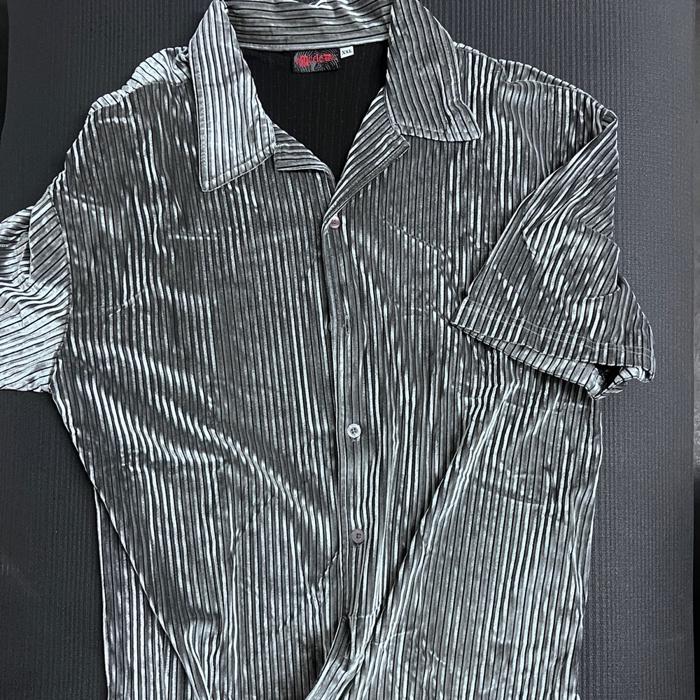 Epidemic metalic shirt